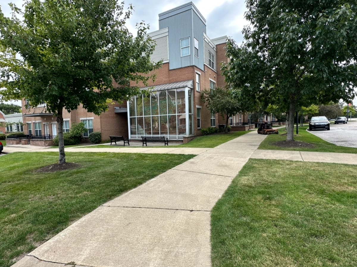 Photos and Video of Tremont Pointe Apartments in Cleveland, OH